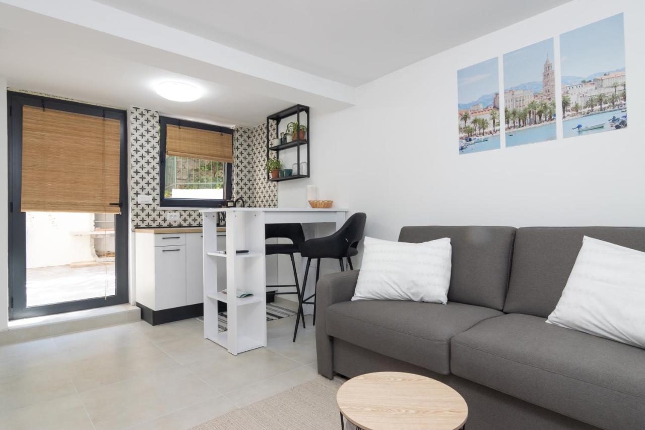 Studio Tina In Centar With Parking Split Buitenkant foto