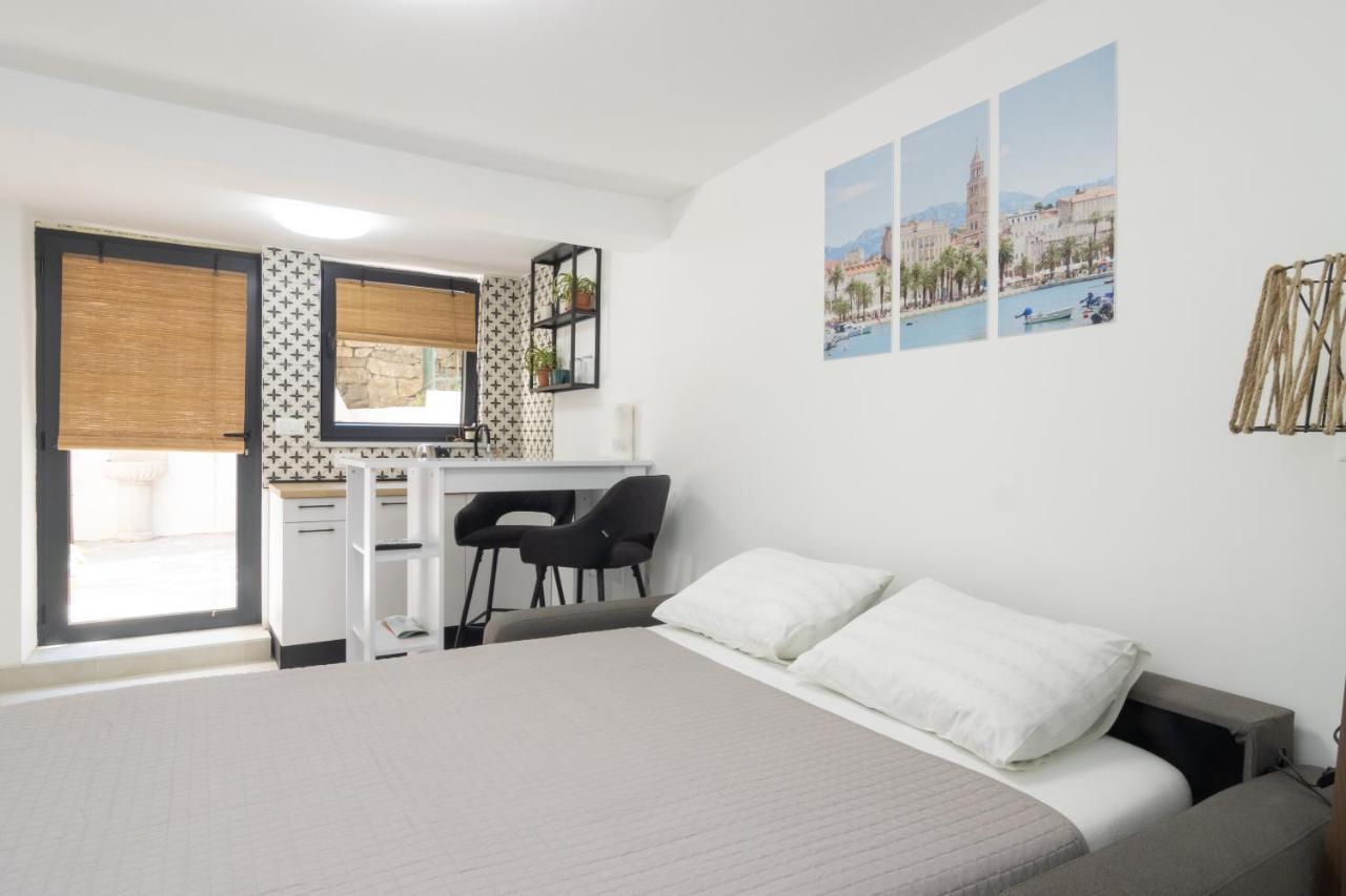 Studio Tina In Centar With Parking Split Buitenkant foto