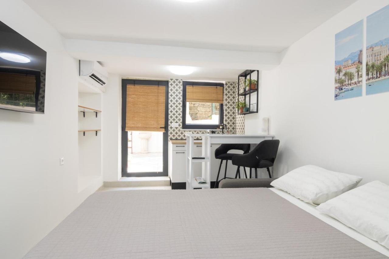 Studio Tina In Centar With Parking Split Buitenkant foto